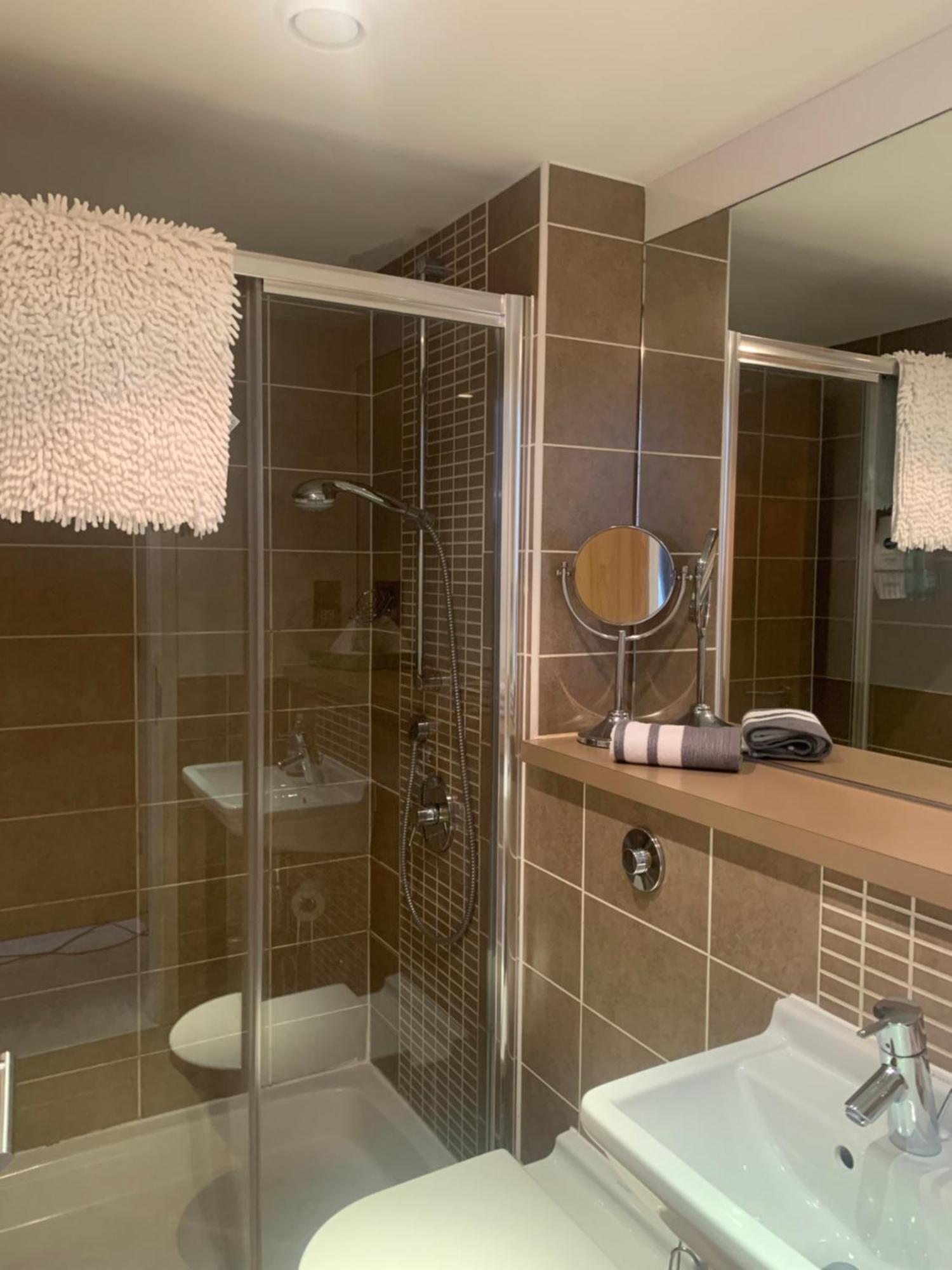 Merchant City Luxury 2 Bedroom Apartment With Secure Parking Available On Request Glasgow Eksteriør billede